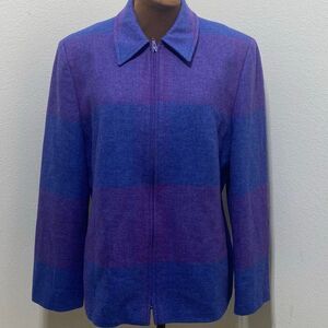Triona Design Donegal Handwoven Ireland
Wool Full Zipper Jacket Size 16